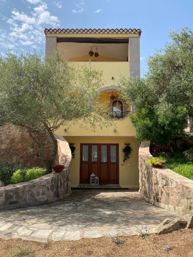 Case Vacanze Villa Rosita San Teodoro  Exterior foto