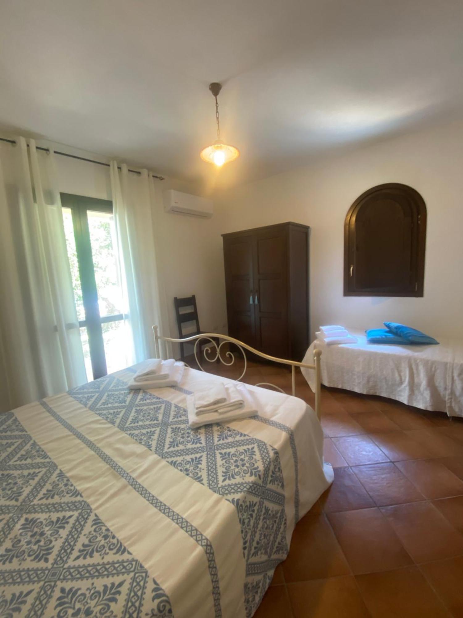 Case Vacanze Villa Rosita San Teodoro  Exterior foto